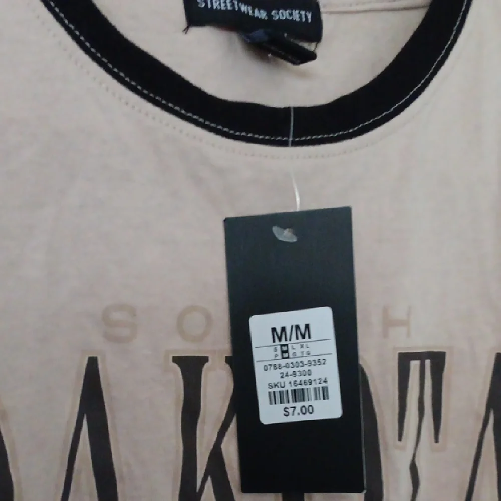 Vintage Style Ringer Tee ๐ - Picture 3 of 4